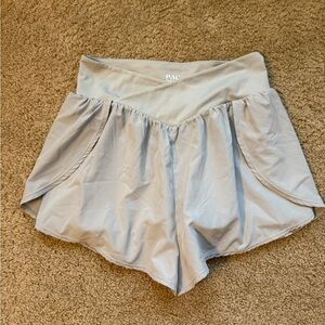 Gray Athletic Shorts with Elastic Waistband and Lightweight Fabric